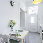 Apartamento Lovely & Cozy With A C