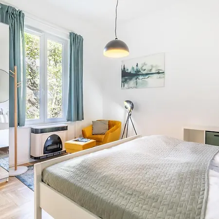 Lovely & Cozy With A C Lejlighed
