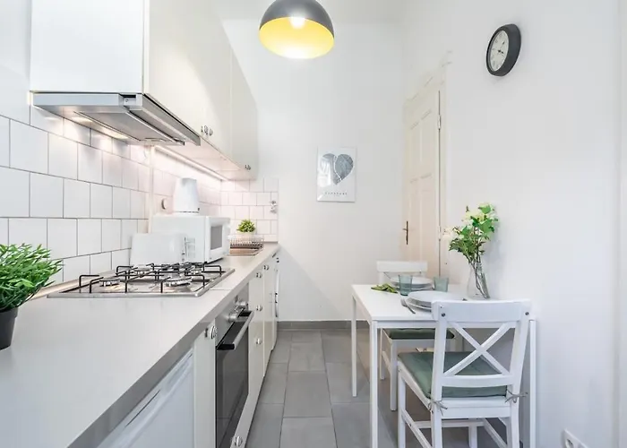 Lovely & Cozy With A C Apartmán Budapešť