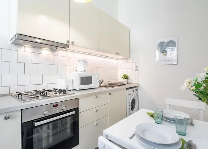 Lovely & Cozy With A C Apartmán