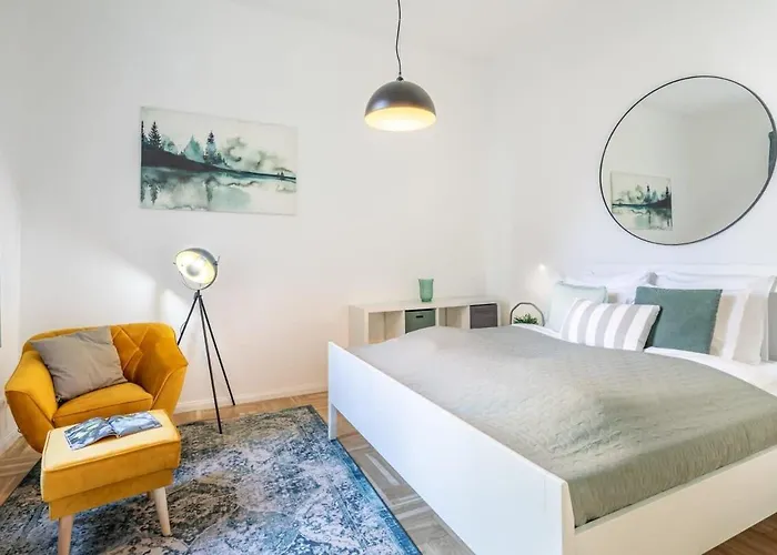 Lovely & Cozy With A C Apartmán *